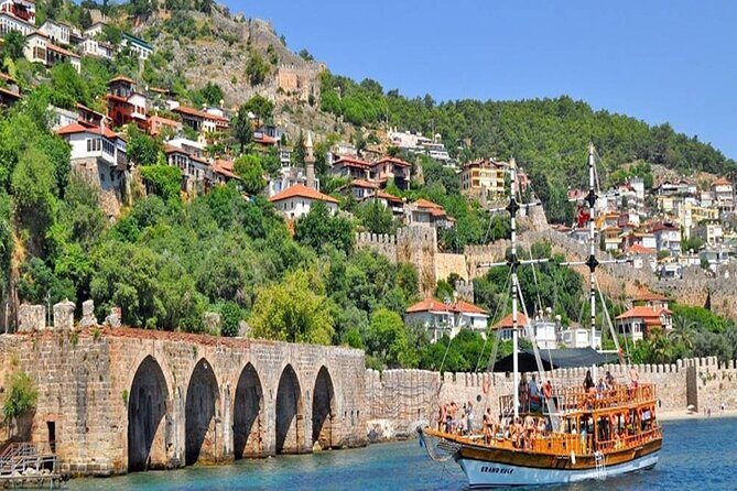 Alanya City Tour From Side With Boat Trip And Lunch - What the Reviews Tell Us