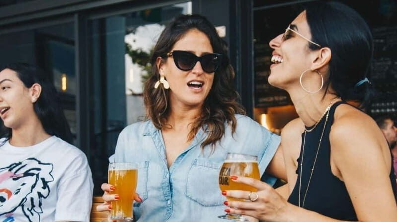 Albufeira: 5 Bars and 1 Nightclub Pub Crawl with Free Shots - Frequently Asked Questions (FAQs)