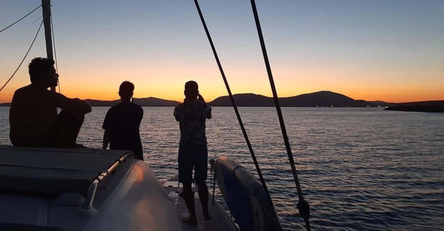 Alghero catamaran sunset tour Alghero - Who Would Love This Tour?