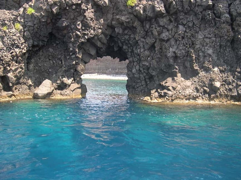 Alicudi e filicudi tour from Lipari - A Closer Look at the Alicudi and Filicudi Experience