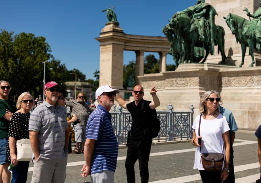 All About Budapest: 6-hr Walking Tour with 3-course Lunch - Who Should Consider This Tour?