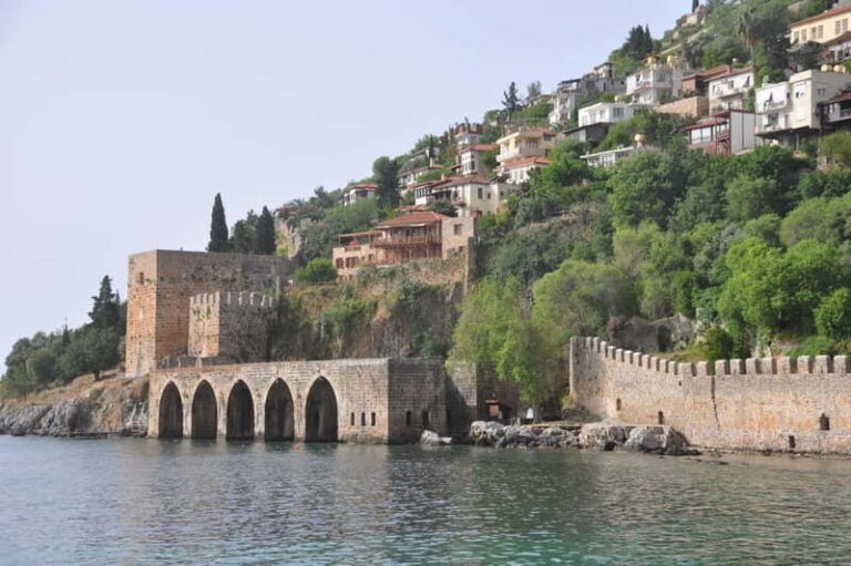All Day Alanya City: Boat, Castle, Cable Car, Damlatas Cave - Who Will Love This Tour?