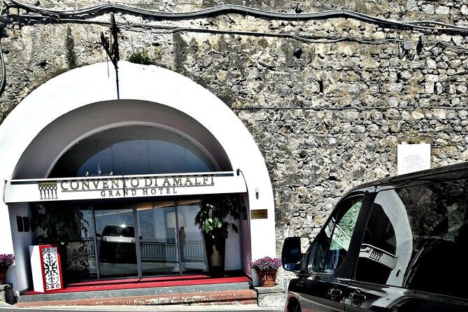 Amalfi Coast to Naples Transfer and 2-Hour Pompeii Private Tour - Who Should Consider This Tour?