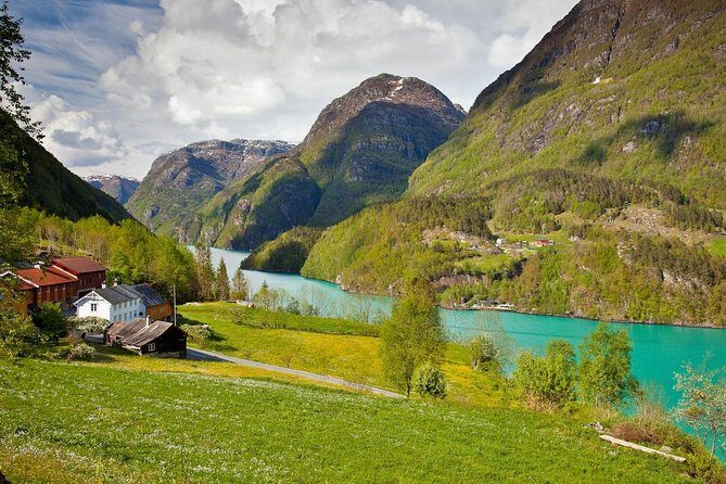 AMAZING HARDANGER FJORD: Private guided round trip from Bergen, 10 hours - FAQ