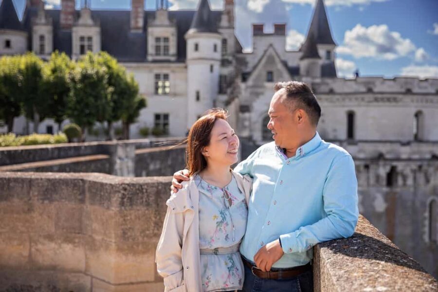 Amboise: Private Photoshoot with a Professional Photographer - Exploring the Details of Your Photoshoot