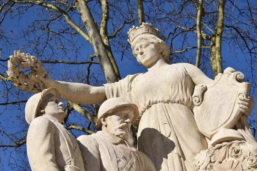 Amboise Private Walking Tour - Who Should Consider This Tour?