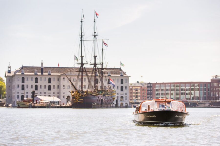 Amsterdam Combo: Madame Tussauds and Canal Cruise - A Closer Look at the Tour Experience