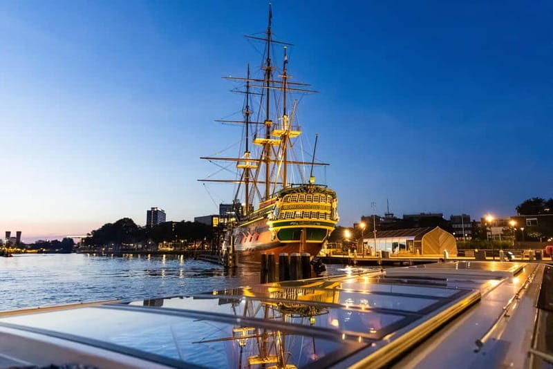 Amsterdam: Evening Cruise with Optional Wine and Snacks - The Experience in Detail