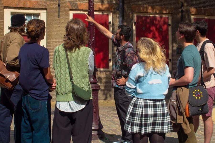 Amsterdam Highlights Guided Tour with Tasting - The Tasting Experience: Connecting Food and Culture
