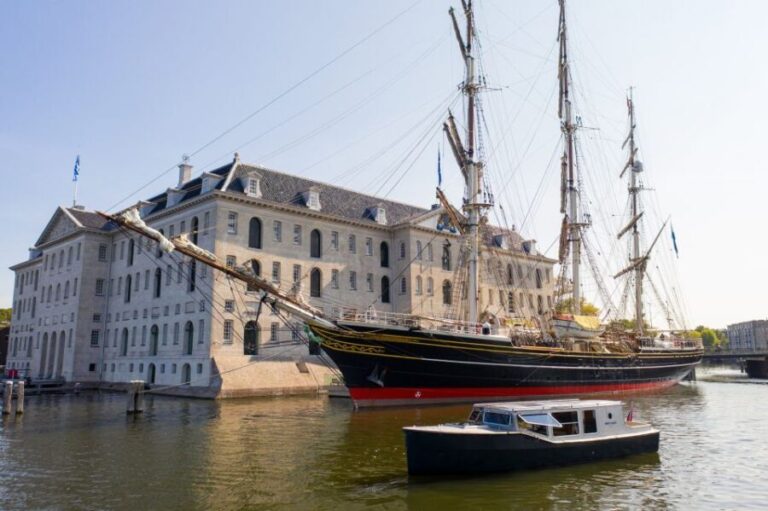Amsterdam: Historic Boat Cruise with open bar and nibbles - Analyzing the Value and Who Will Love It
