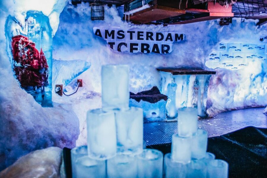 Amsterdam: Icebar Entry Ticket with 3 Drinks - Authentic Feedback from Tourists
