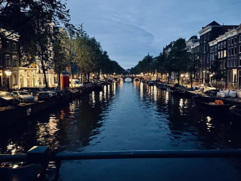 Amsterdam Light Festival Guided Bike Tour - Why Choose the Amsterdam Light Festival Guided Bike Tour?