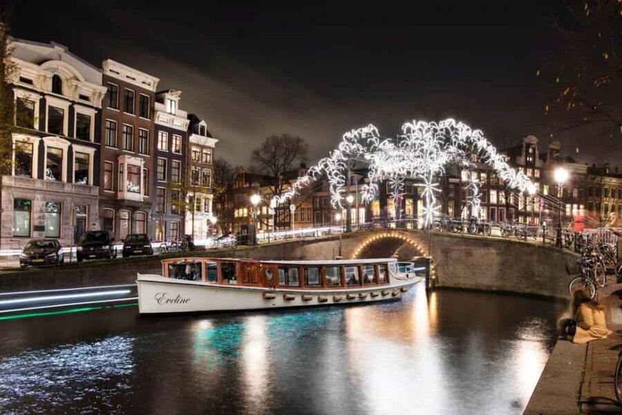 Amsterdam: Light Festival Heated Cruise w/ Hot Drinks & Bite - Final Thoughts: Is the Amsterdam Light Festival Heated Cruise Right for You?