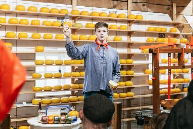 Amsterdam: Live-Guided Zaanse Schans & Cheese Tasting Tour - The Itinerary Breakdown
