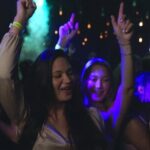 Amsterdam Nightlife Ticket & Bottle of Champagne - Who Should Consider This Tour?