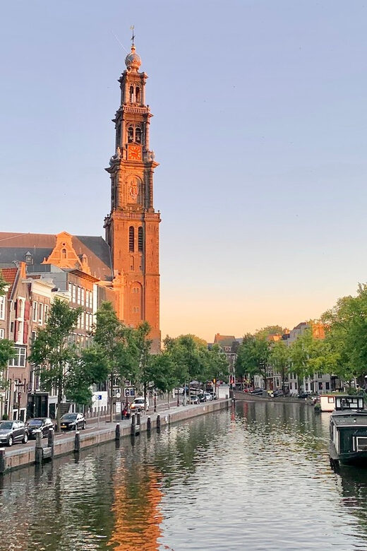 Amsterdam: Private Canal Cruise in German + Unlimited Drinks - Authenticity, value, and memorable moments