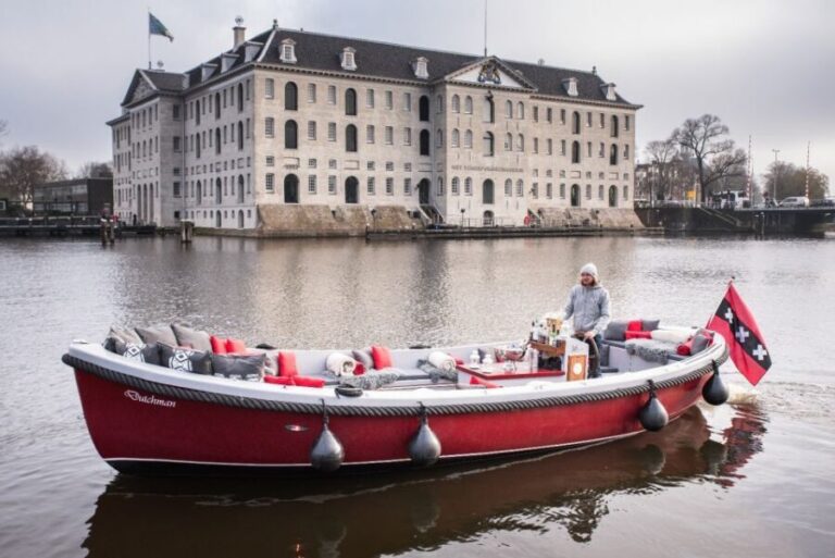 Amsterdam: Private Cruise with Drinks & Pizza or Burger - A Closer Look at the Experience