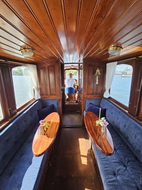 Amsterdam: Private Dinner Cruise on a Luxury Saloon Boat - Exploring the Experience in Detail