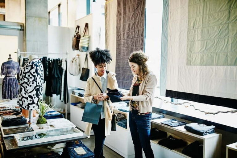 Amsterdam : Private Luxury Fashion Shopping Tour by NK - What to Expect During the Tour