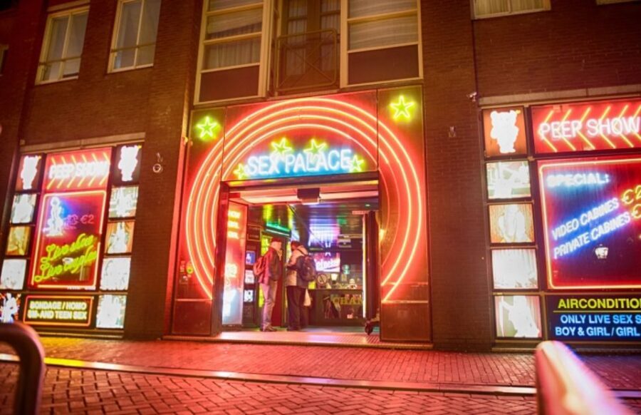 Amsterdam: Red Light District Exclusive Night Tour - Final Thoughts: Is It Worth It?