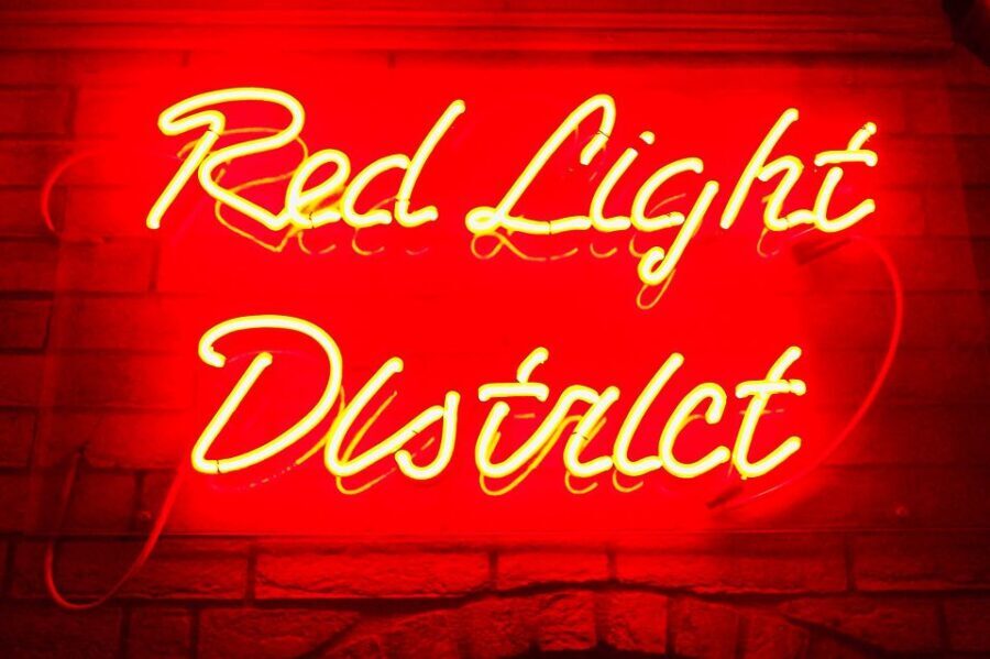 Amsterdam: Red Light District Walking Tour - Why the Tour Is a Great Value