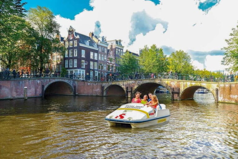 Amsterdam: Unique Pedal Boat Experience in the Canals - Why This Experience Offers Good Value