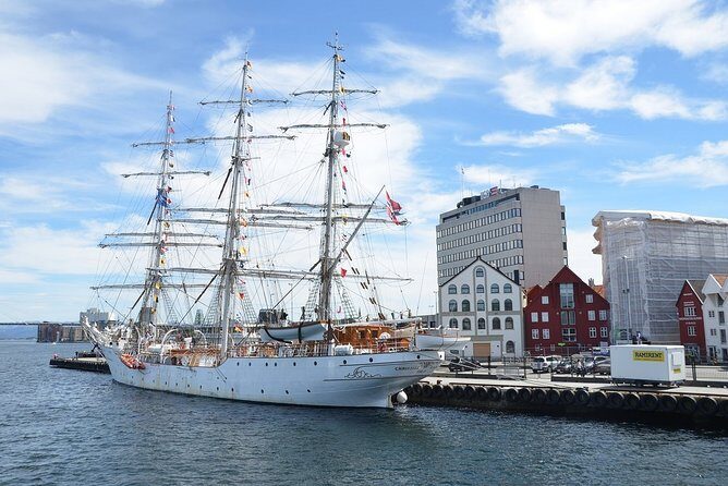 An amazing guided private walking tour of Stavanger. - Who Is This Tour Best Suited For?