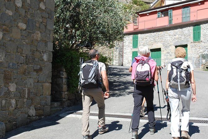 An easy hiking and a wine tasting tour in Cinque Terre - Exploring Cinque Terre’s Hidden Gems with Wine and Walking