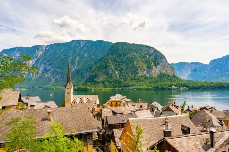 Annecy: Express Walk with a Local in 60 minutes - Who Should Book This Tour?