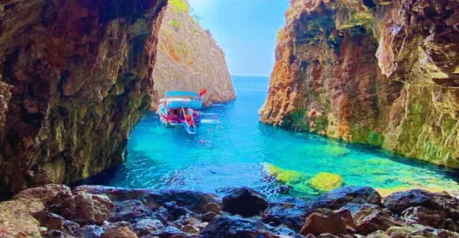 Antalya/Kemer: Porto Genoese Boat Trip & Mud Bath with Lunch - The Sum Up