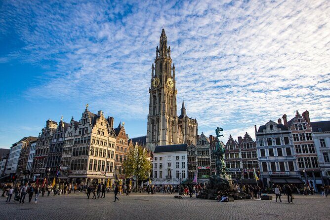 Antwerp: Help the Lost Boy  Self-Guided Mystery Walk - Who Is This Tour For?
