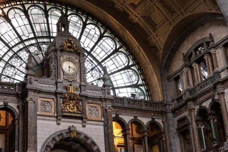 Antwerp: Must-See Attractions Private Walking Tour - Artistic and Architectural Gems
