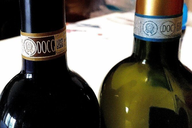Aperitif in the famous underground caves of Orvieto - Practical Details & Tips