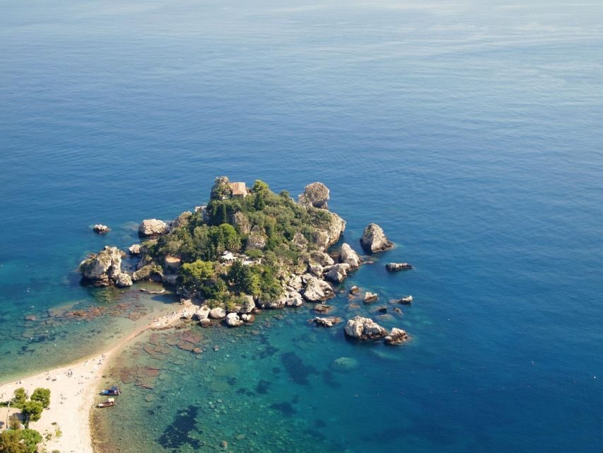 Aperitif on a sailboat in Taormina - Who will love this experience?
