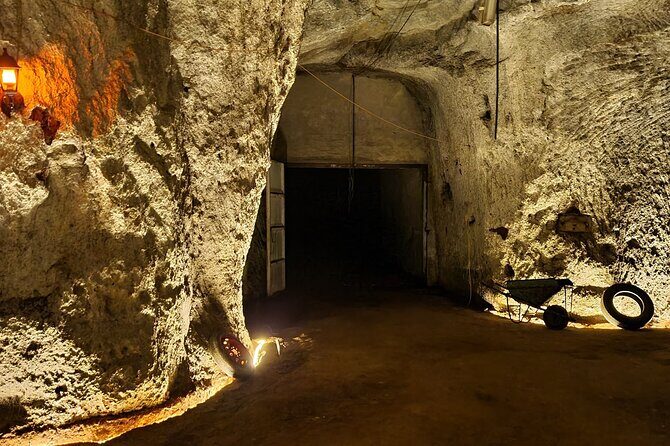 Appian Way eBike tour Underground Adventure with Catacombs - Practical Details and Why They Matter