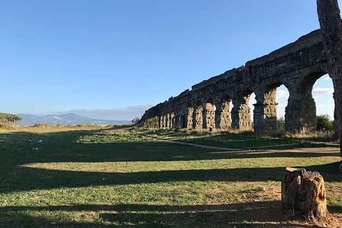 Aqueduct Park RunningTour - Why You Should Consider This Tour