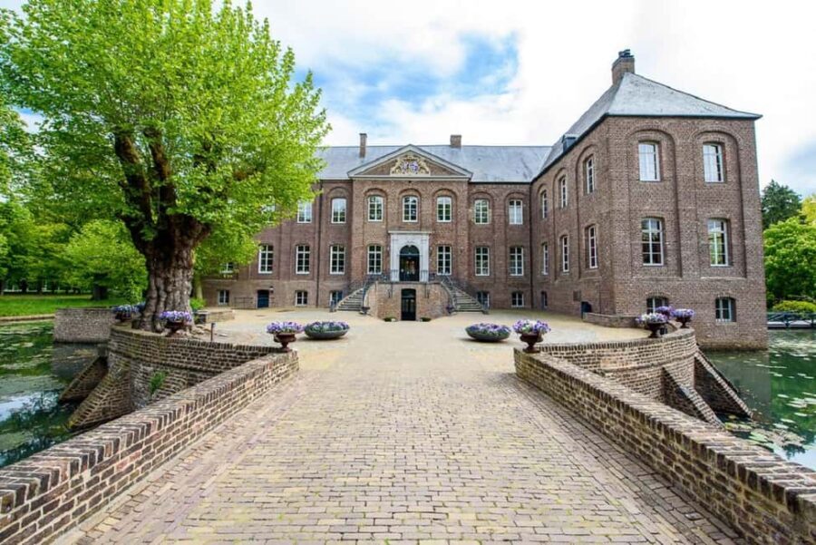 Arcen: Castle Gardens tickets - Family-Friendly Attractions and Activities