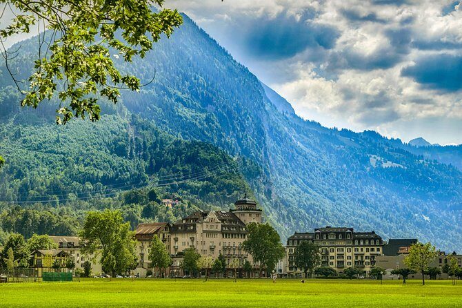 Architectural Interlaken: Private Tour with a Local Expert - A Deep Dive into the Architectural Tour of Interlaken