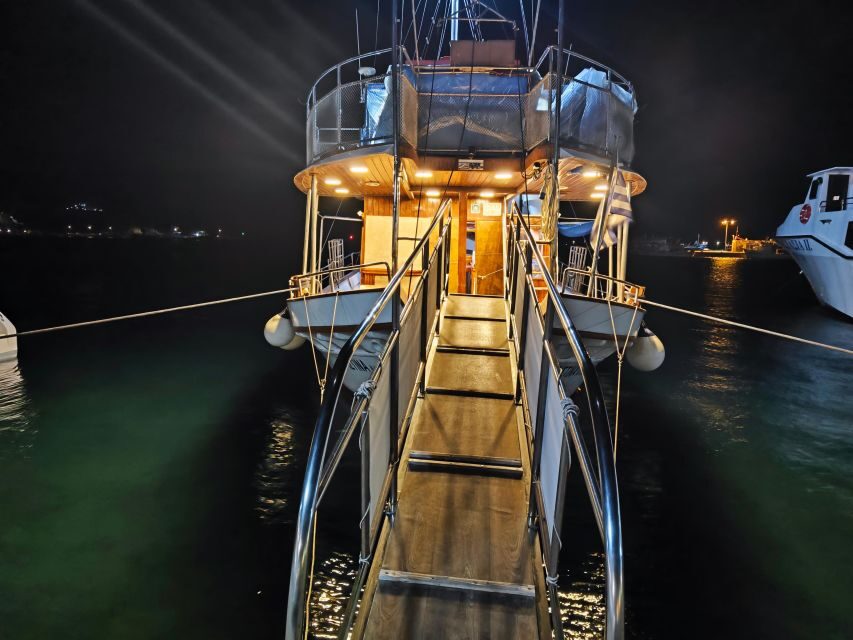 Argostoli: Daily cruise with food & drinks around Kefalonia - Who Is This Tour Best For?