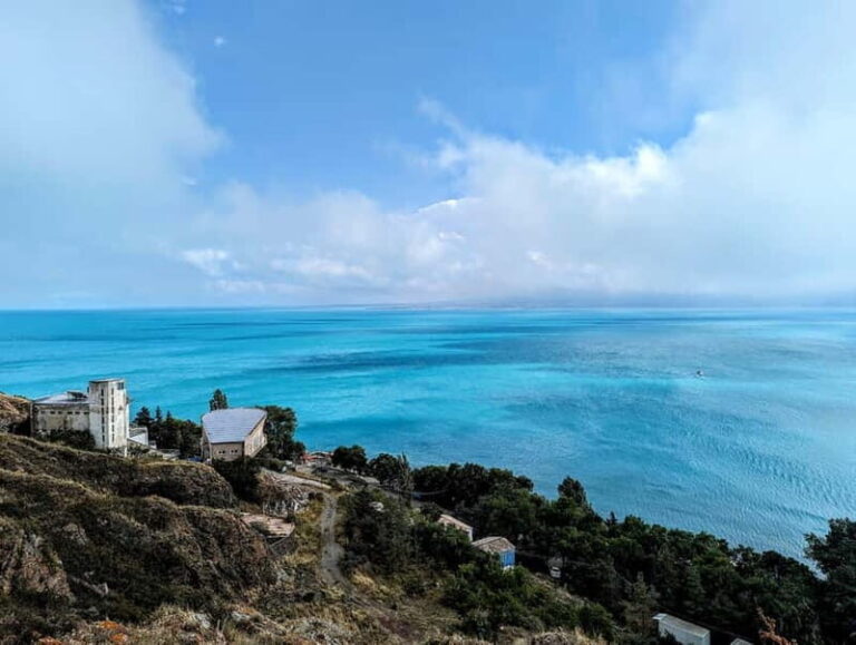 Armenian Treasures: Tbilisi to Lake Sevan & Haghpat - Exploring Armenia in a Single Day: What to Expect