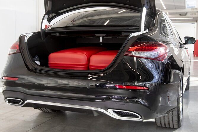 Arrival Private Transfer by Business Car from Dublin airport DUB to Dublin - A detailed look at your Dublin airport transfer