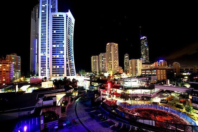 Arrival Transfer: Airport OOL to Gold Coast by Luxury Van - Breakdown of the Experience