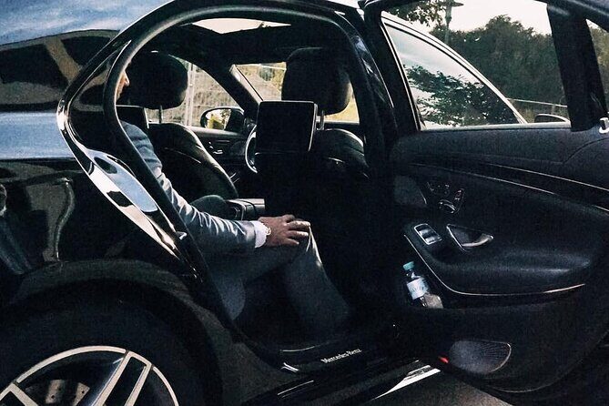 Arrival Transfer Melbourne Airport MEL to Melbourne in Sedan - Detailed Breakdown: What You Can Expect from the Transfer
