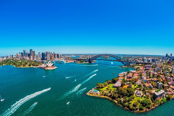 Arrival Transfer: Sydney Airport SYD to Sydney in Business Car - The Practicality of a Sydney Airport Private Transfer