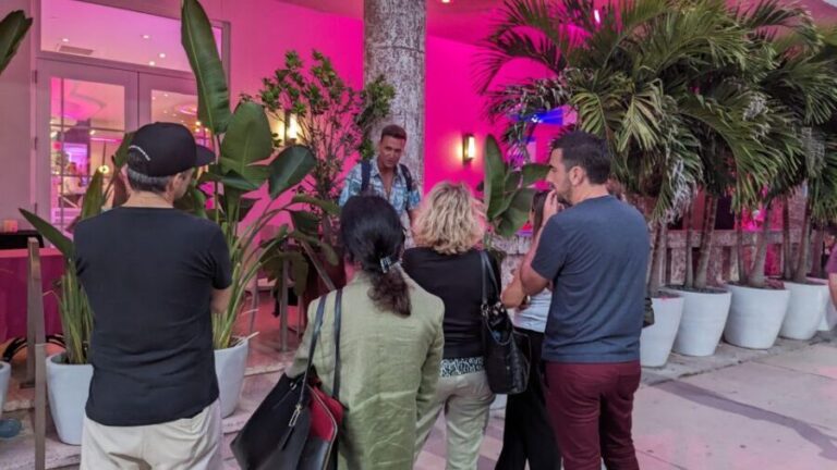 Art Deco & Hidden Gems Walking Tour with Local Historian - A Deep Dive into the Art Deco & Hidden Gems Tour