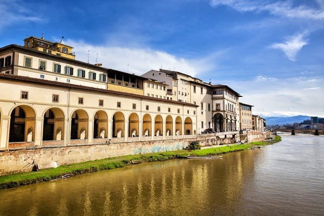 Art Florence: Uffizi Gallery Skip the line with Expert Insights - FAQs
