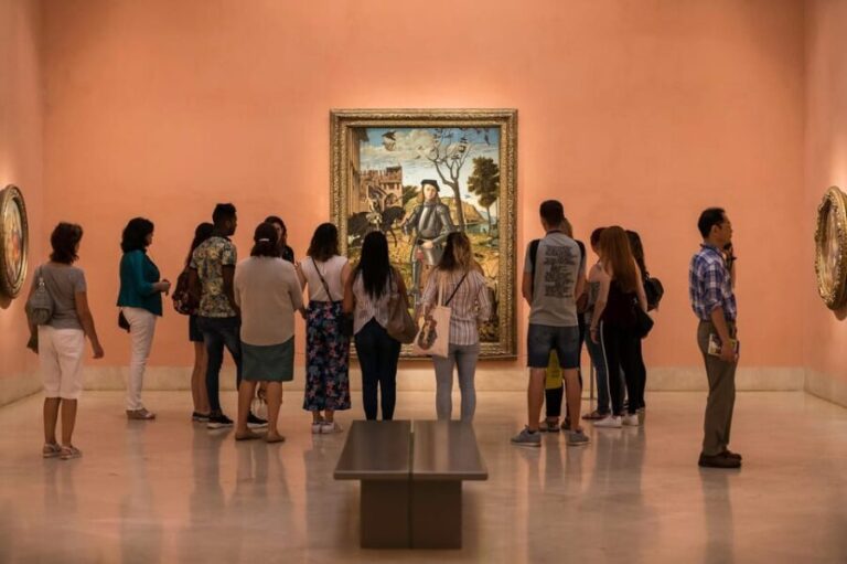 Art & Wine Experience: Thyssen Museum Tour & Wine Tasting - Discovering the Artistic Connection to Wine