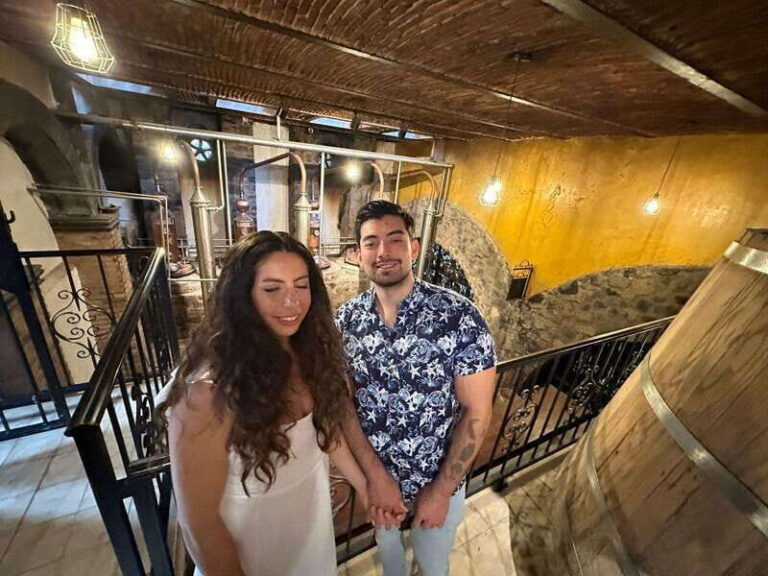 Artisanal Tequila Experience in Private Luxury SUV Local - Exploring the Tequila Route with Elegance and Insight