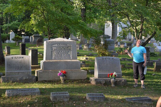 Asheville Ghost Tour: A Walk Through Riverside Cemetery & Montford Neighborhood - Who Should Book This Tour?