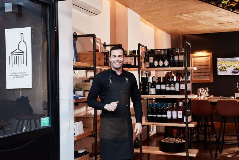 Athens: Acropolis Wine Tasting with Cheese and Olives - Why This Tour Works for Travelers